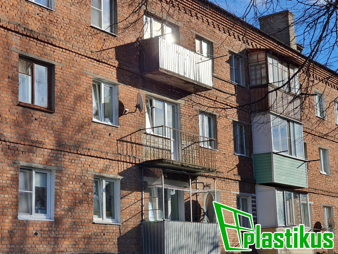 Остекление балкона + внешняя обшивка + крыша в Тарасково (Каширский р-н)