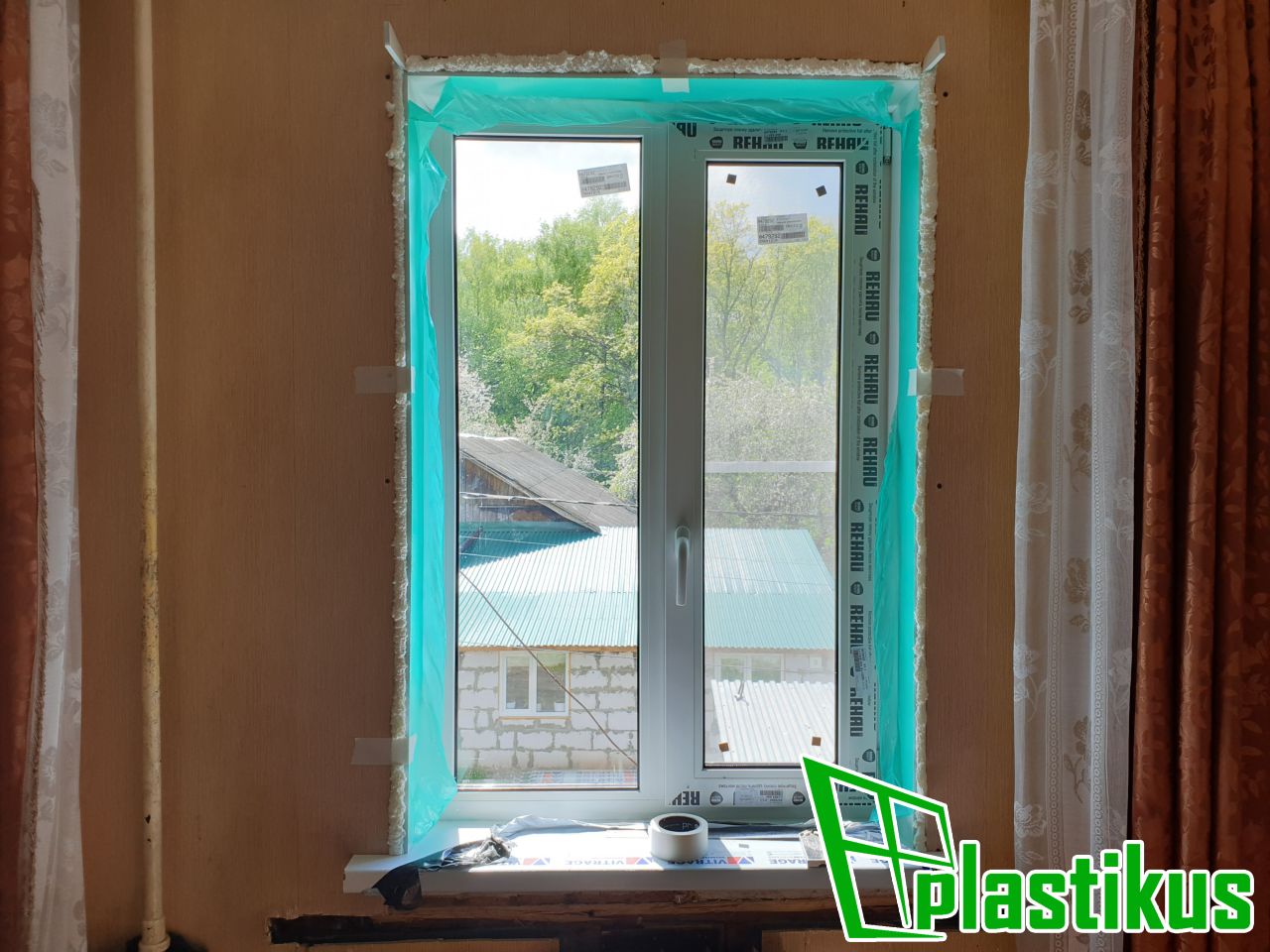 Установка окна с откосами в Кашире